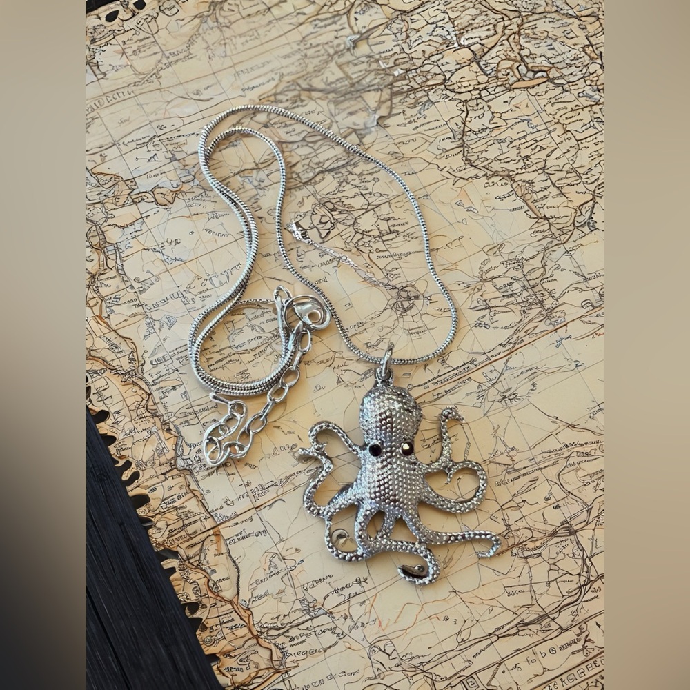 Shiny Silver Toned Octopus Pendant Necklace with Rhinestone Eyes - Picture 4 of 17
